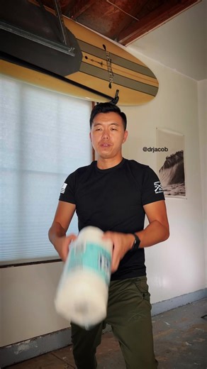 The purpose of the paper towel roll is to lock your pelvis in place so that the rotation comes from the upper back, or #thoracicspine. Rotating the upper back is a very healthy way to promote a healthy spine. This exercise is good for just about anyone and is great for a prehab mobility program, but also rehab for low back pain and neck pain. Give it a try! Let me know what you think⬇️#thoracicmobility #spinehealth #movementismedicine gear: Grunt Style | Dr. Jacob