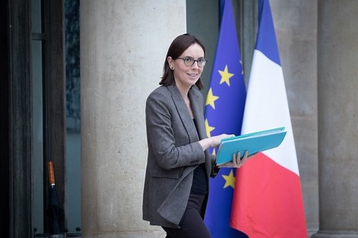 Secrétaire des Affaires étrangères - Fiche métier (salaire, formation, qualités requises…) - Le Parisien Etudiant