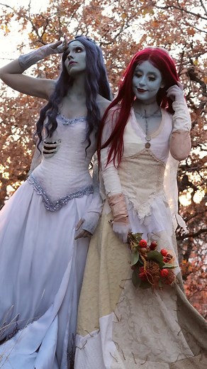 She’s back! And she’s got a friend…🕸🍁 Remember when I made my original design of Sally’s wedding dress a couple years ago? I’m so happy to bring her back out, and even more thrilled that @halcybella was okay with wearing the Corpse Bride dress I made last year as well! It just makes sense that these two would be friends 🎃💙 #nightmarebeforechristmas #sallystitches #sallycosplay #corpsebride #corpsebridecosplay #fyp #sewing #diy #transition #foryou