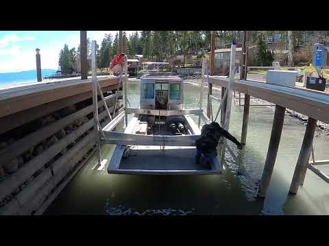 How to remove an old boat lift and install a new one #boatlift #lakelife #boating #dockside #cool