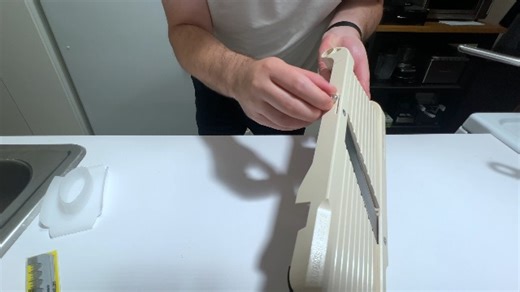 Watch The best mandolin for your home kitchen on Amazon Live