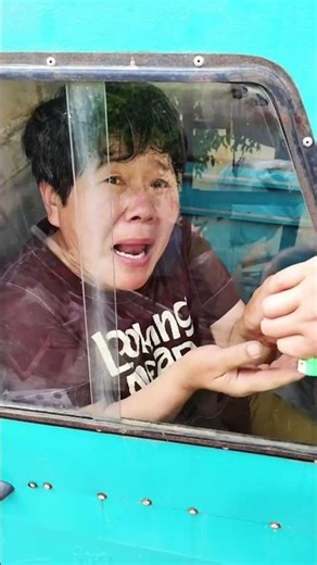 Heat Prank Gone Wrong Hilarious Moments of a Woman Sleeping #ecelebrityfacts #celebritysleepover