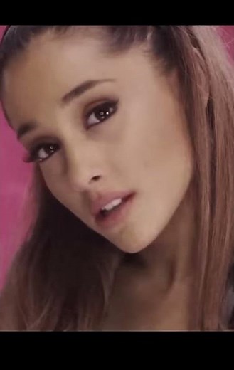 Ariana Grande - Problem ft Iggy Azalea