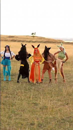 Eeveelutions cosplay dance 💙🖤🧡🤎💚✨👯‍♀️