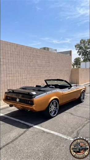 GOLDEN MUSCLE! Custom '72 Ford Mustang Convertible! 🤩🔥
