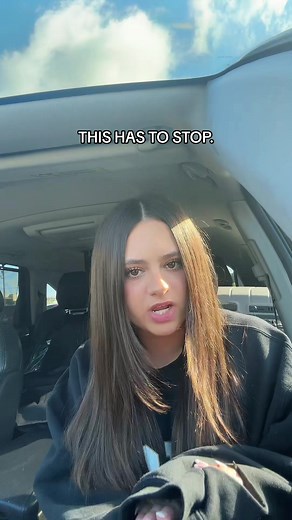 Understanding the TikTok Legging Legs Trend: A Call to Uplift Each Other