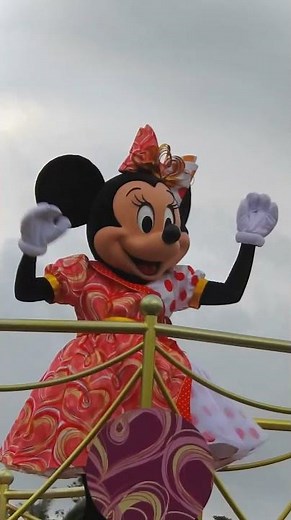 【ミニーの日】ミニーちゃんの歌♬ソロパートを堪能！「ミニー、ウィー・ラブ・ユー！」#shorts （2023.3.2🎀）