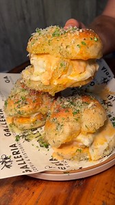 BUFFALO CHICKEN GARLIC KNOT SLIDERS from Galleria of Merrick on Long Island, NY! 🔥🤤 So good! #DEVOURPOWER | DevourPower