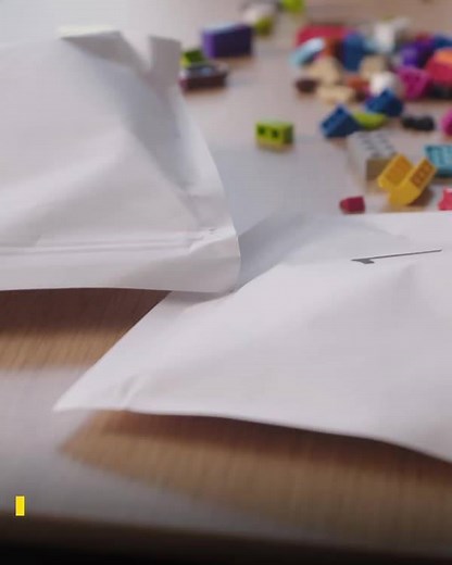 Children asked, and we listened 👍🏻 Recyclable, sustainably-sourced paper bags will be tested in LEGO boxes from 2021♻️ | LEGO