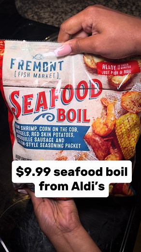 Delicious Seafood Boil from Aldi's! Quick and Easy Recipe | Try it Today!