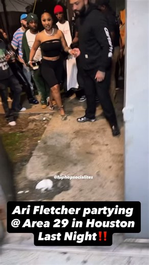 Hip Hop Socialites on Instagram: "#AriFletcher partying @ Area 29 in Houston Last Night‼️📸👀 #trending"