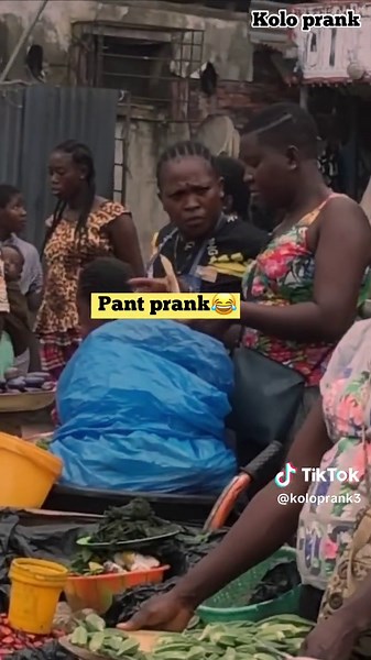 Pant prank 😂😂😂#trending #goviral #mrfunny #untouchable #comida #callprank😂 #mrbeancomedy #netflix #prankvideocomedy #kizzdaniel #bottleflip #prank #dj @MrMacaroni @Umu Obiligbo @Mark Angel @FUNNYBROS @🤴🏽 KING OF REACTION 🤴🏽 #@Comedy Central