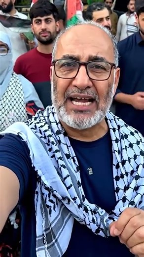 I love u Pakistani people Senator Mushtaq Ahmed Khan