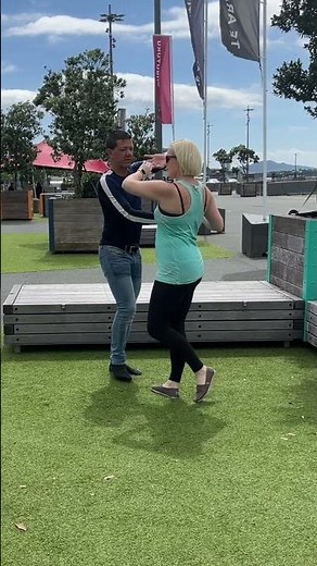 Cool Country Two Step Move