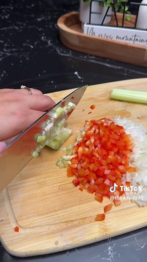Easy Pasta Salad with Mayonnaise and Cream