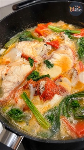 🍲🐟 Ultimate Filipino comfort food! Sinigang na Lapu-Lapu done right! 😍🔥 #Shorts