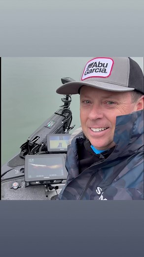 19K views · 225 reactions | How to zoom in/out in LiveScope without hitting any buttons 邏 I use it to sneak a closer view of objects when I’m using a long range n looking way out. #livescope #garminlivescope #garminfishhunt #garminpro #bassfishing #crappiefishing Garmin Fish & Hunt | Tom Redington | Facebook