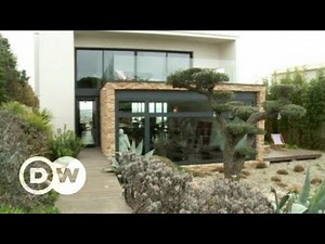 Retro-Look - How to combine designer furniture and recycled materials | Colorful interior design