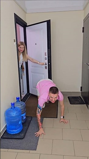 Smart dog knows exactly what to do 🐶