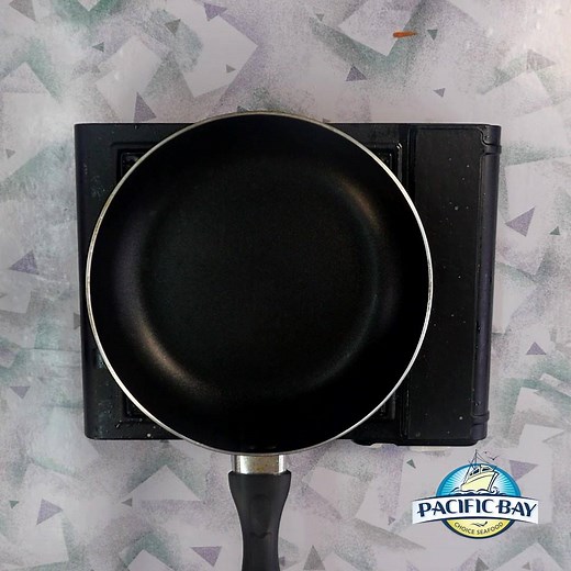 Gindara (Black Cod), a beautiful sustainable deep water fish. Simply sauté and add your favourite vegetables for a delicious, well rounded, healthy meal. For more details and the full recipe click http://www.midafood.com/tips-trends/article/pacific-black-cod-escabeche To order directly to your door step click https://www.honestbee.ph/en/groceries/stores/pacificbay | Pacific Bay