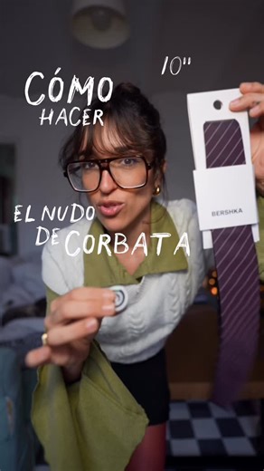 Alex Gibert on Instagram: "probando lifehacks 💅🏼 capítulo 1: el nudo de corbata 👔 el vídeo tutorial es de @j.mossis"