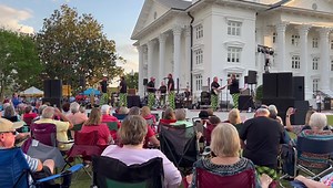 The Swingin' Medallions are performing in Downtown Moultrie! | Downtown Moultrie GA