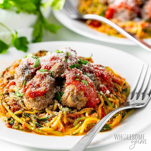 Zucchini Spaghetti (With Meatballs) - Wholesome Yum