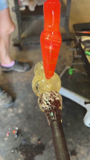 Snow people! #glass #decaturglassblowing #fyp #foryoupage #atlanta #hotsculpted #glassblowing