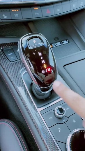 How to Use the Manual Shifter on Cadillac CT5V | Cadillac Escalade Countryside