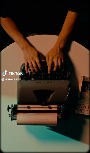 Typewriters Bring Cinematic Flair to Filmmaking