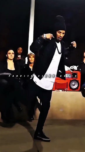 Larry [Les Twins] ▶Gucci Mane Ft. Drake - Both◀ [Clear Audio]