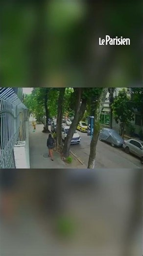 Brésil : une femme se blesse en chutant dans une bouche d'égout