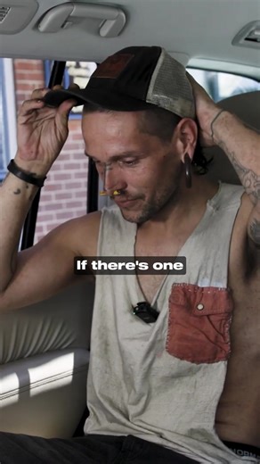 Homeless people are people too. #homeless #bekind #weareequal #treatotherswithrespect #kindess #love #compassion #caring #smile #laughter | Addiction After Dark