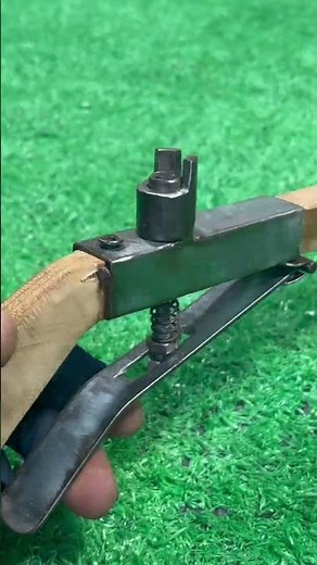 Handmade a simple trigger mechanism # Craft idea # DIY # New style