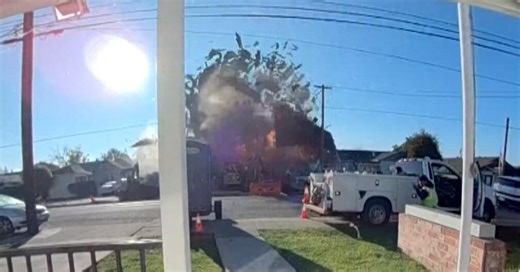 Gas explosion and fire destroys buildings near Hayward in community of Ashland