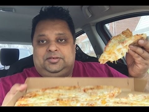 Eating 7 Eleven $5 Large Pizza