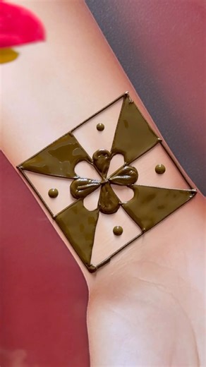 BOX DESIGN ✨🌸✨❤️✨🌸✨#mehnditutorial #mehndidesign #mehndishorts #trendingshorts #explorepage #fyp