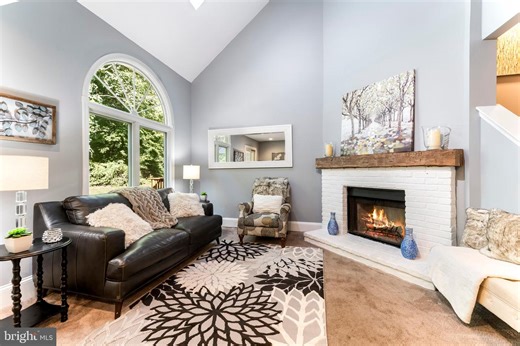 8 W Jonathan Ct, Kennett Square, PA 19348 - MLS PACT2074204 - Coldwell Banker