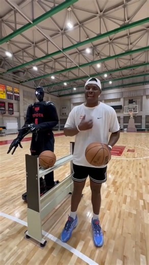 Robot VS. Man Kind!!🏀🤯 I understand it now! #Redbull #LethalShooter #nba