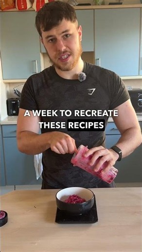 4-ingredient Raspberry Yogurt 🍦