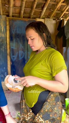 potret kehidupan janda desa bohay di kampung halaman