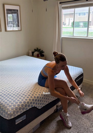 #ad as boston marathon training ramps up, sleep has honestly become my secret weapon, and my biggest Boston Marathon training tool has been my @MOLECULE mattress #MoleculeMode