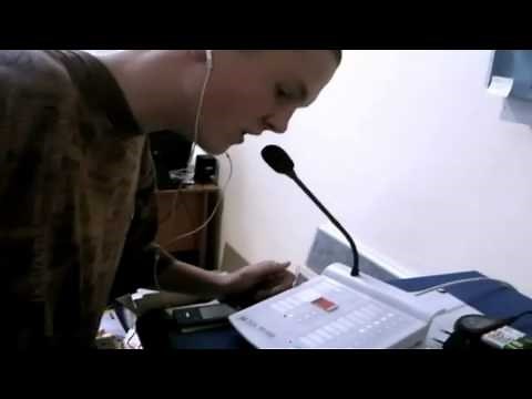 Hopper hacknul školní rozhlas