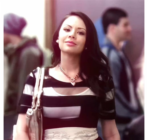 Mona vanderwall. #monavanderwall #monavanderwalledit #pll #edit #foryoupage scp: walke7scenes cc: @khupid (so juicyy 💕💕) audio: lil bimbo High quality original content Mona Vanderwall edit