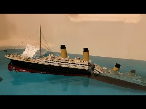 titanic model sinking 🚢