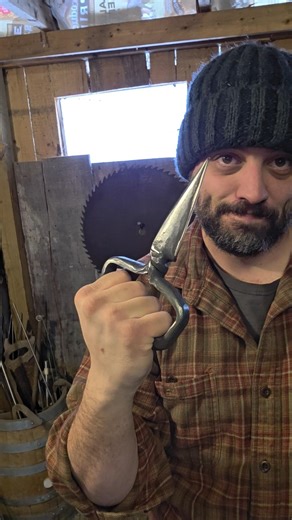 Forged a punch knife from an old spring #bladesmith #repurpose