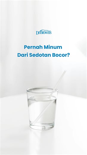 Dr. Brown's Indonesia Official on Instagram: "Pernah minum dari sedotan bocor atau berlubang? Pengalaman ini mirip seperti yang dirasakan Si Kecil saat minum dari botol susu biasa. Saat Si Kecil menyusu dengan botol biasa, udara dapat masuk ke dalam botol dan ikut terhisap bersama ASI/susu. Akibatnya: 🤢 Kembung, masuk angin, muntah, dan kolik 🧬 Kadar vitamin dalam susu bisa menurun 🌙 Si Kecil jadi rewel di malam hari Lalu, bagaimana solusinya? Botol susu Dr. Brown’s dilengkapi dengan Internal