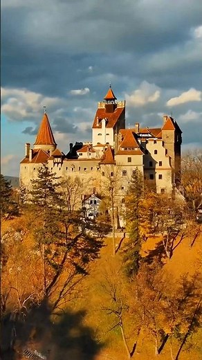 Striking Medieval Bran Castle in Romania 🇷🇴