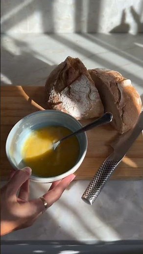 sunday breakfast in spain 😌🥐 #breakfast #healthybreakfast #croissant #easyrecipe #trending