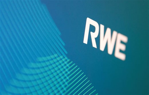 RWE, KKR to partner on $15 billion British offshore wind projects